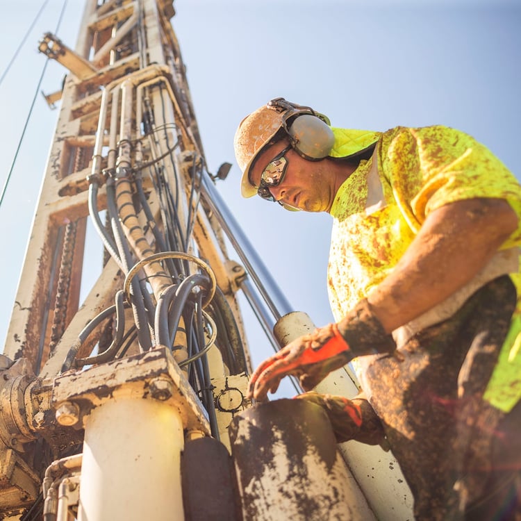 Slippery When Wet PPE for Oil And Gas Workers